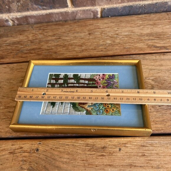 Vintage Silk Long stitch Needlepoint Framed Artwork Measurements In Photos - Picture 9 of 12
